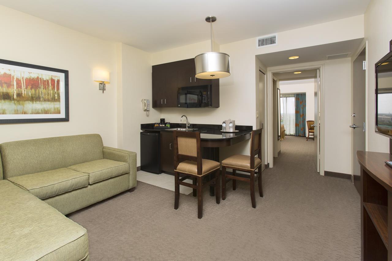 Plaza Suites On International Drive Near Universal Epic Orlando Exterior photo